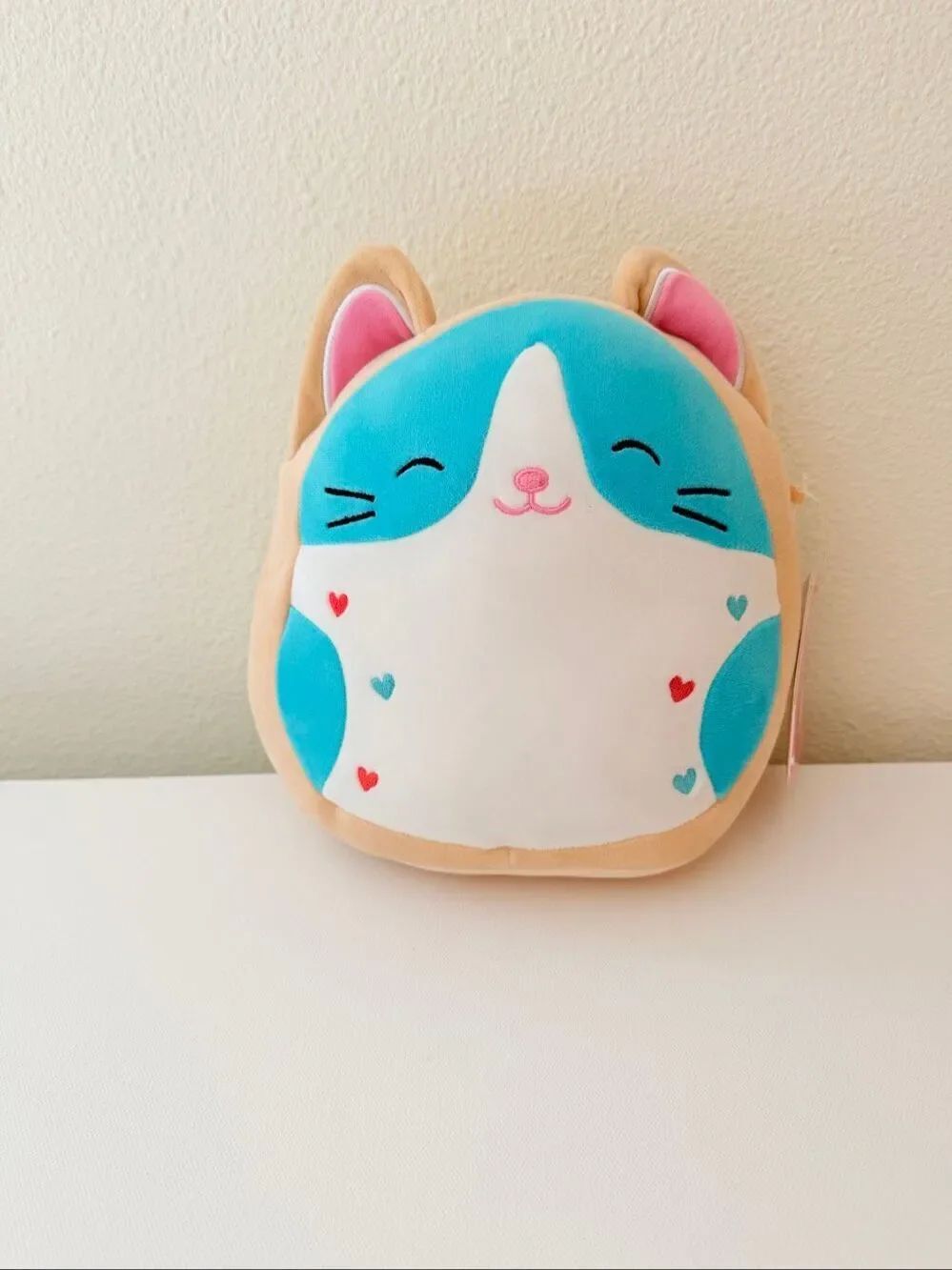 Squishmallows 8” Danica Valentine Sugar Cookie Cat Plush NWT